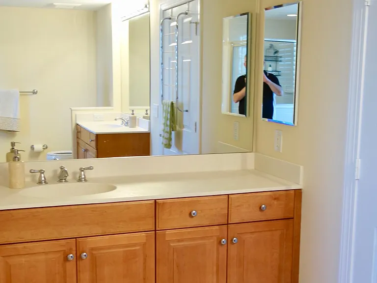 Master bathroom second counter