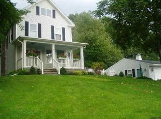 24 Barzen Rd, Averill Park, NY 12018