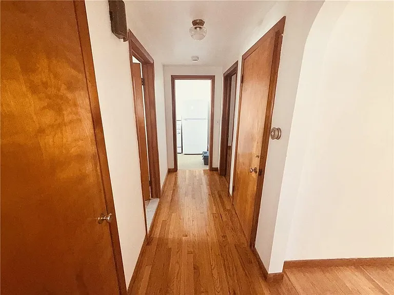 25 Thurston Ave #B — Photo 6