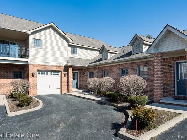 28 Highland Ave, Clawson, MI 48017