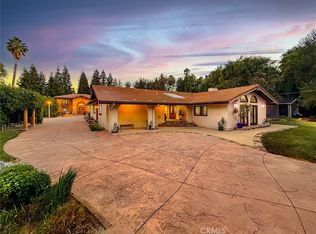 23254 Hatteras St, Woodland Hills, CA 91367