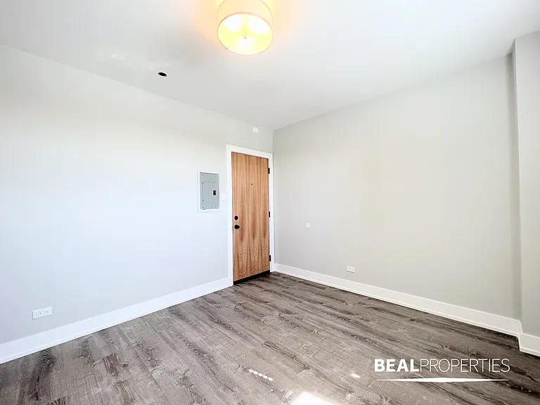 505 West Belmont Ave — Photo 24