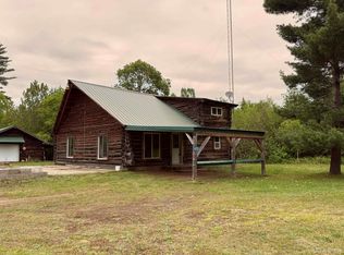 472 Cable Lake Rd, Crystal Falls, MI 49920