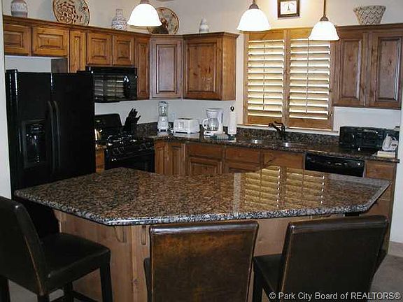 4th image of 5519 N Lillehammer Ln #1301