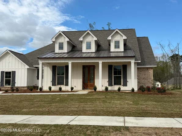 806 Albany St, Brandon, MS 39042