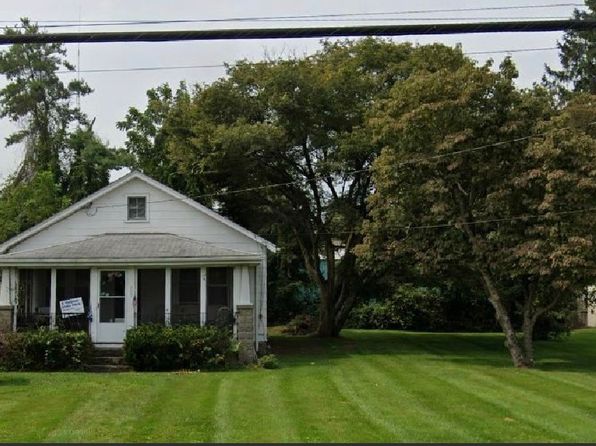 103 Stewart Avenue Ext