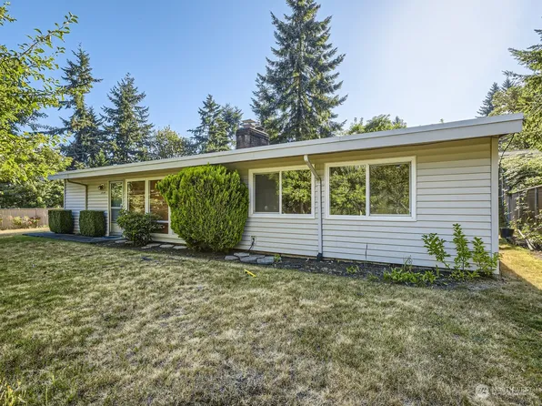 20340 Wallingford Avenue N, Shoreline, WA 98133