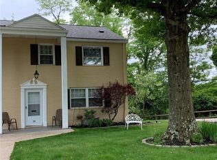 18 Chapel Dr, Pittsburgh, PA 15237