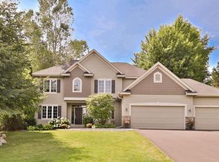 8394 Emerald Ln, Woodbury, MN 55125