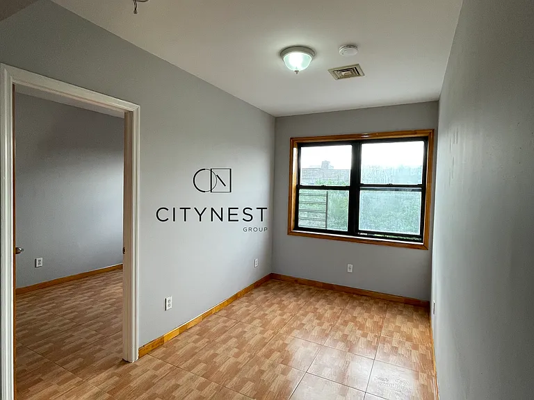 5707 4th Ave #4L — Photo 2