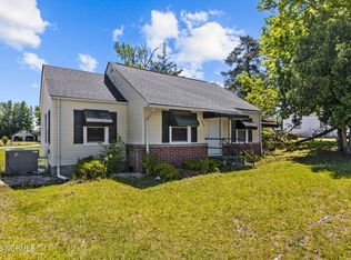622 N Railroad St, Macclesfield, NC 27852