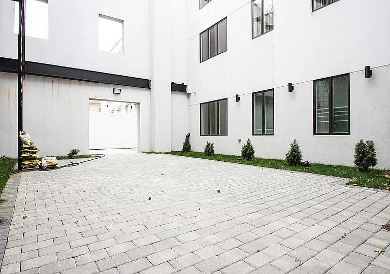 783 Knickerbocker Ave #210 — Photo 20