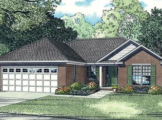 405 Hawthorne Dr, Berea, KY 40403