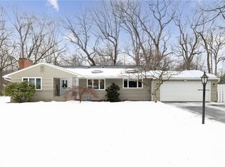 15 Kimberly Rd, Pittsford, NY 14534