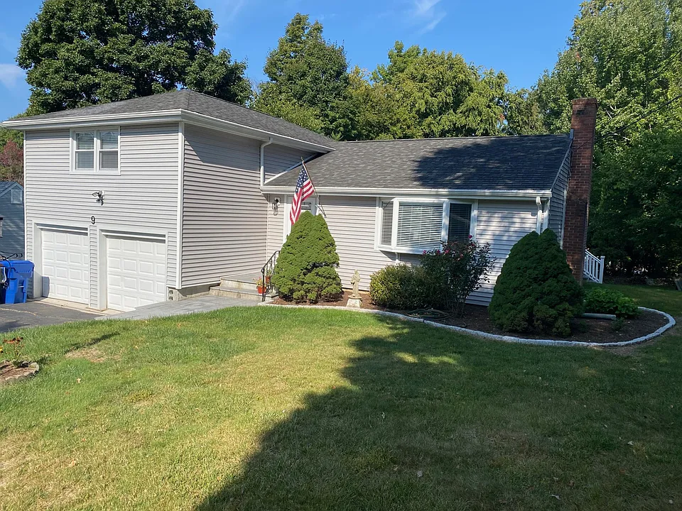 9 Skyline Dr