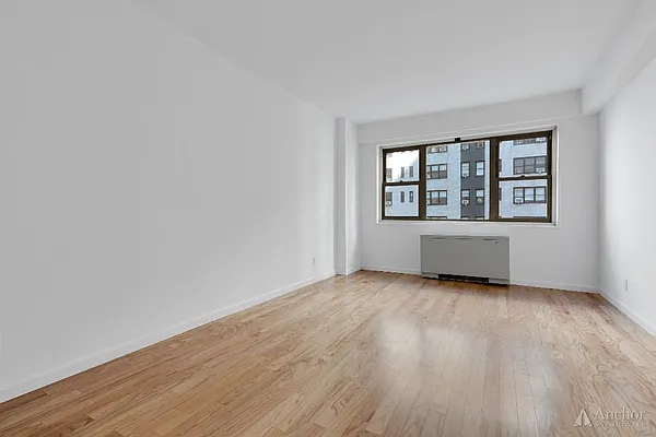 Sold by Anchor Associates | media 18