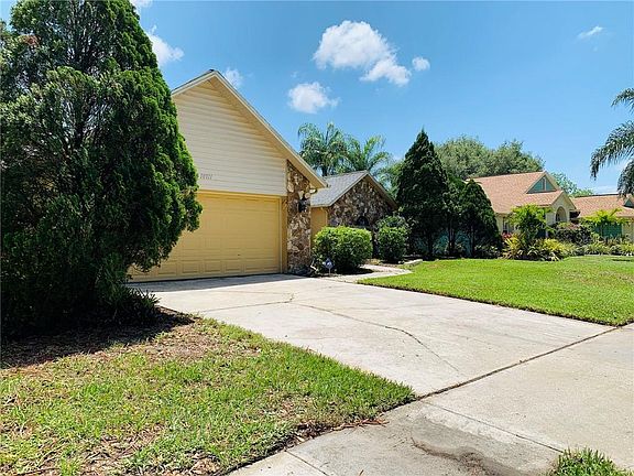 4th image of 10311 Ashley Oaks Dr