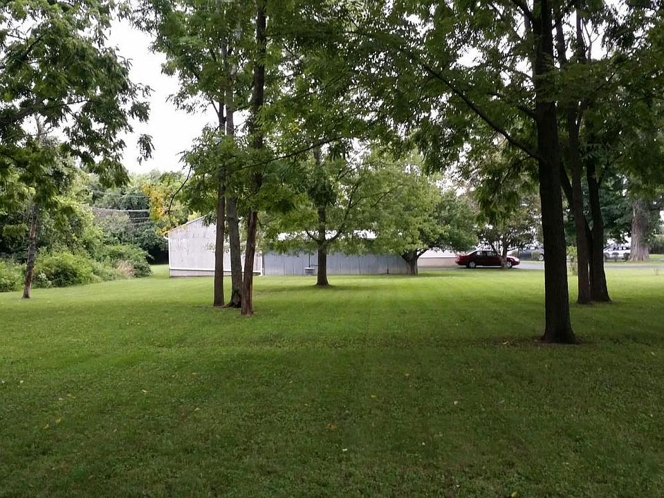 Nice Yard! 