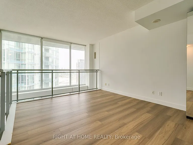 223 Webb Dr #2702 — Photo 14