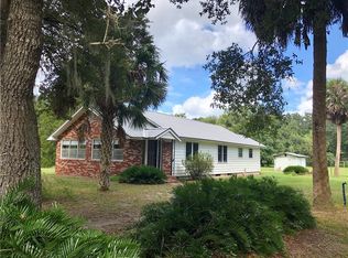 18017 Ravenswood Rd, Altoona, FL 32702