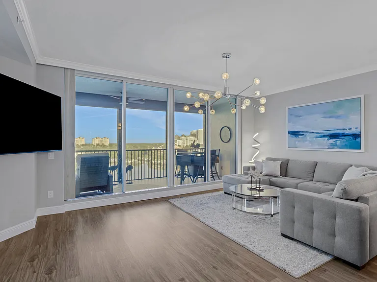 420 Cove Tower Dr #802 — Photo 15