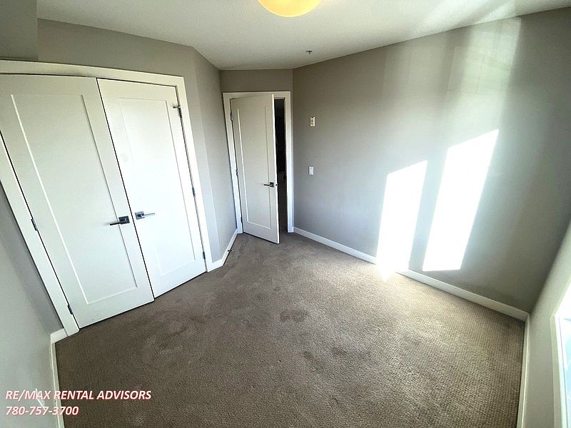 Edmonton Apartment for rent - 2 Bedrooms — photo 12