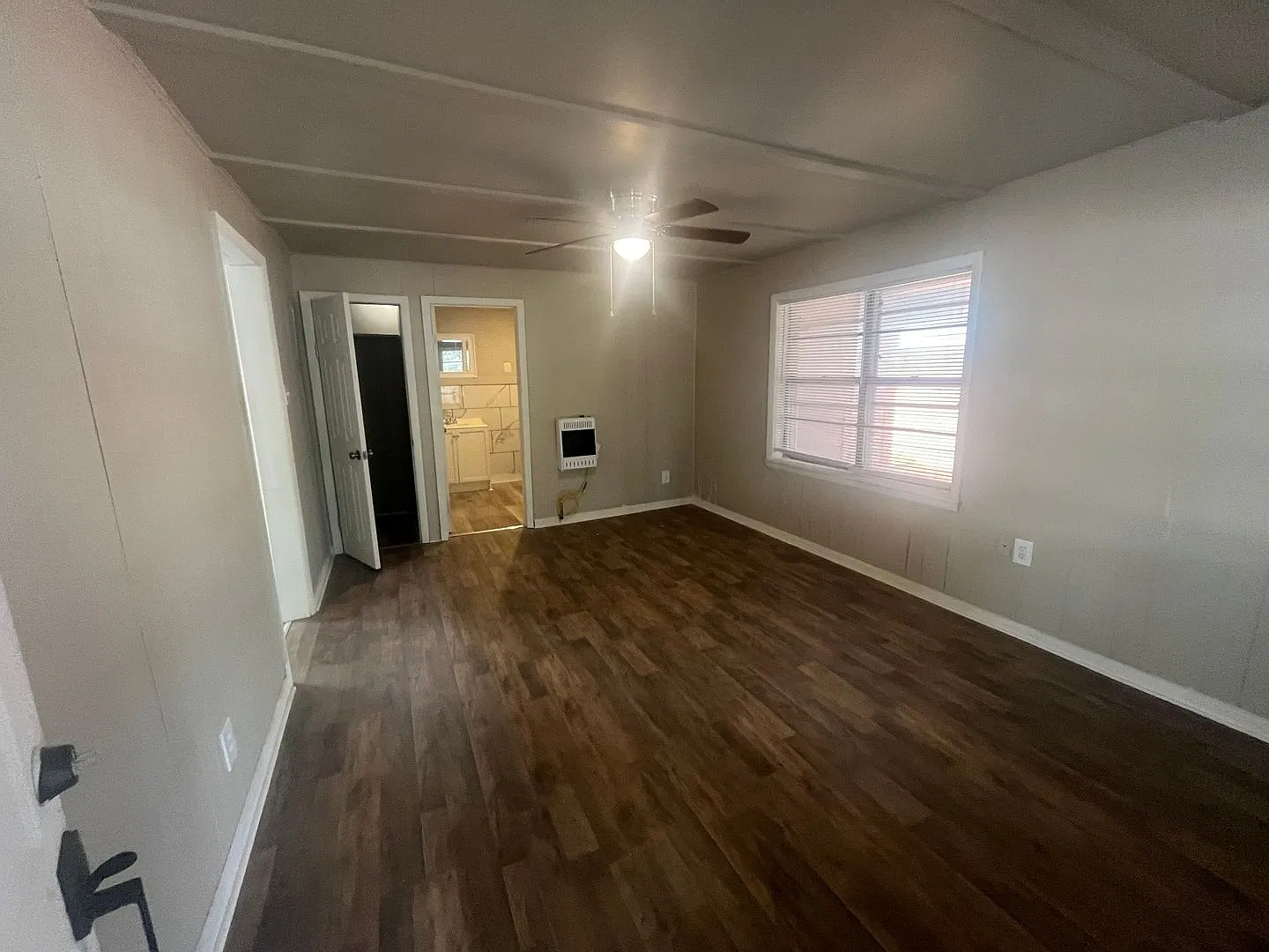 Freshly remodeled home in NLR — Photo 3