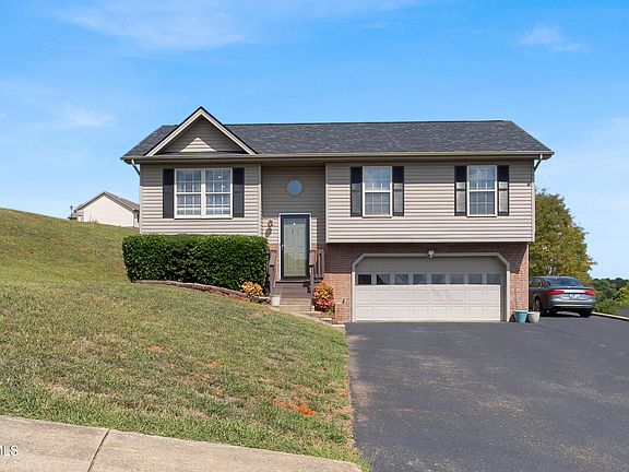 2nd image of 240 Mountain Creek Ct