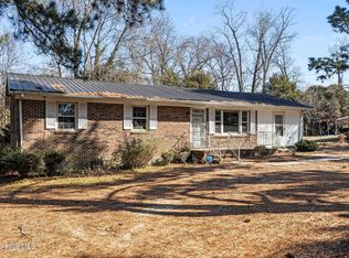 322 Pineshoal Drive, Snow Hill, NC 28580