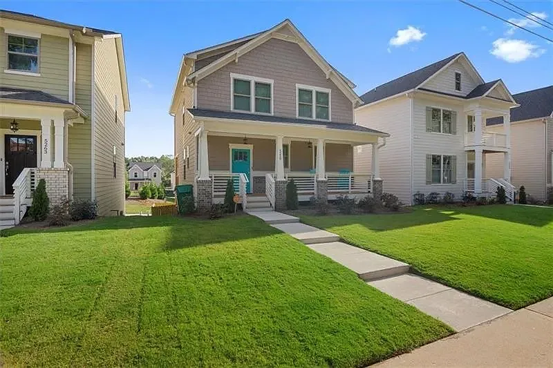 4 bed, 3.5 bath, 2540 sqft, $3,500 — Photo 1