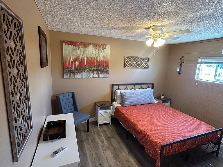455 Moser Ave #23 — Photo 2