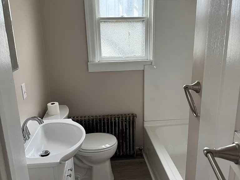 334 Chestnut St #1 — Photo 1