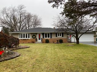 5630 Long Ct, Appleton, WI 54914