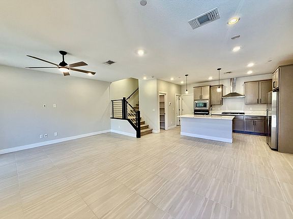 2nd image of 11447 Peak Landing Ave