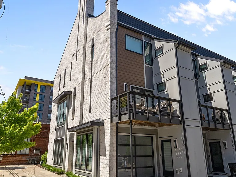 1207 Minter Pl — Photo 16