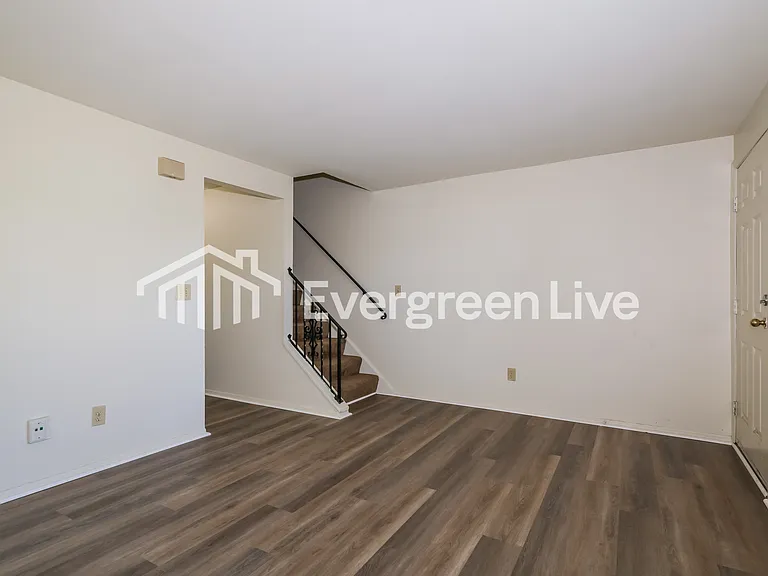 8072 Mount Everest St — Photo 5
