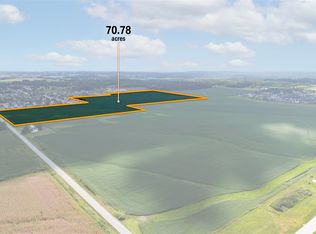 Quass Rd, Robins, IA 52328