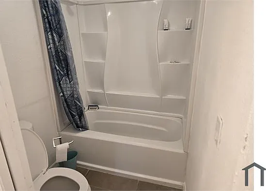 520 Drury Ln #520 — Photo 11