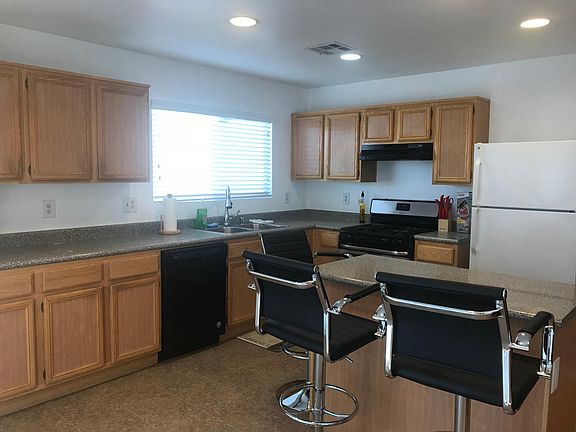 5th image of 5374 Walcott Dr