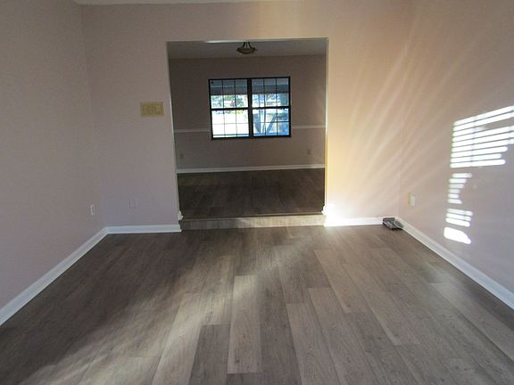 3rd image of 448 S Deerwood Ave