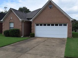 8241 Clubview Dr, Olive Branch, MS 38654