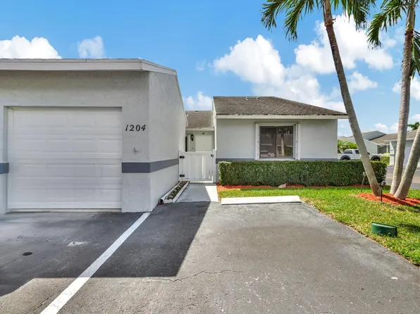 2640 W Gately Dr Drive W #1204, West Palm Beach, FL 33415