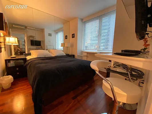 Rented by Corcoran | media 34