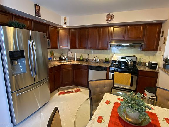 5th image of 7506 16th Ave APT 2B