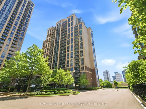 1 Michael Power Pl #606, Toronto, ON M9A 0A1