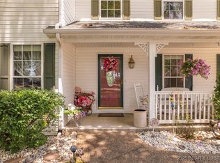 1008 Beacon Ridge Dr, Lake Ozark, MO 65049