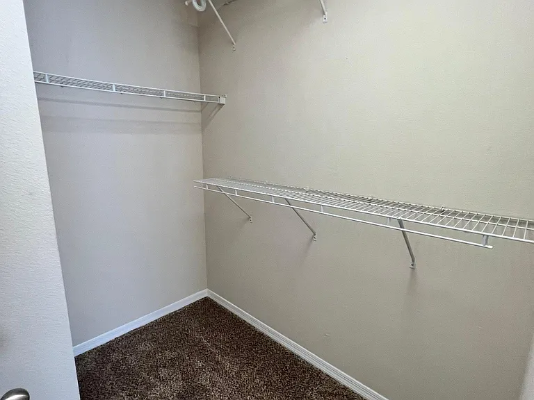 1410 Villa Capri Cir #306 — Photo 12