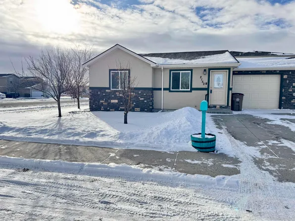 2152 Franklin St, Laramie, WY 82070