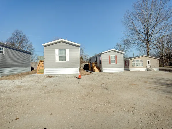 205 N North St, Raymond, IL