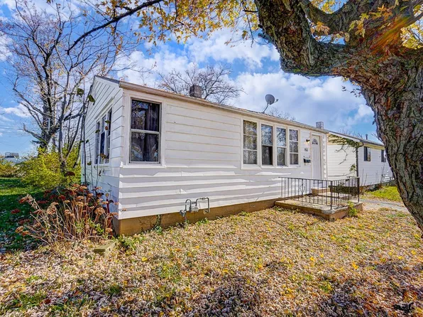 2150 Kensington Dr, Dayton, OH 45406